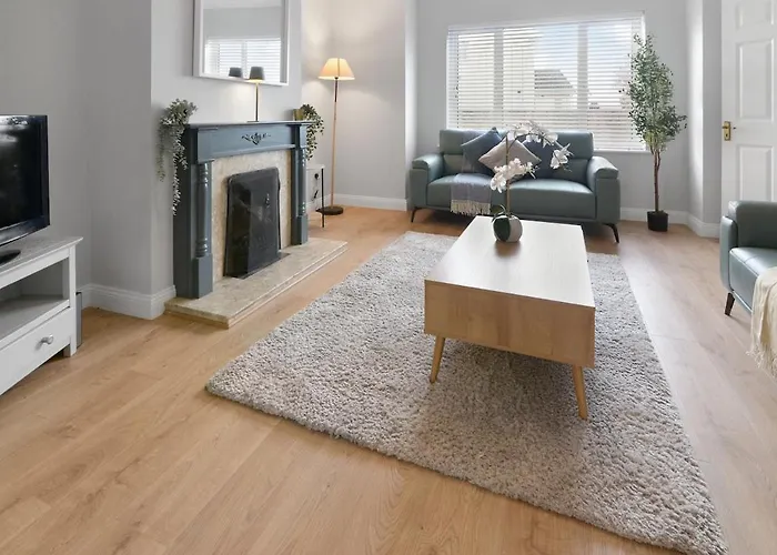 Cozy 4 Bed With Free Parking And Walk To Prázdninový dům Galway